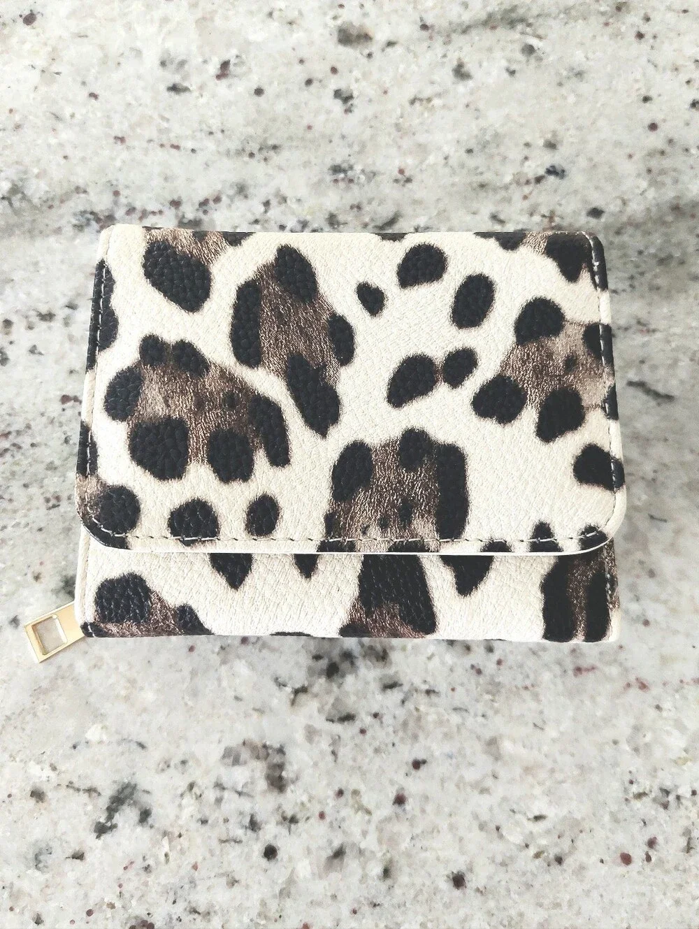 Meli Melo Paris Compartmentalized Animal Print Wallet NWOT